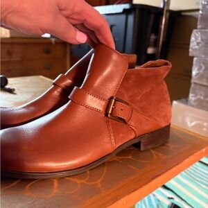 Franco Sarto Brown Leather Ankle Booties size 9